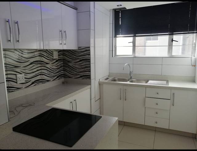 3.5 BEDROOM FLAT FOR SALE IN NORTH BEACH